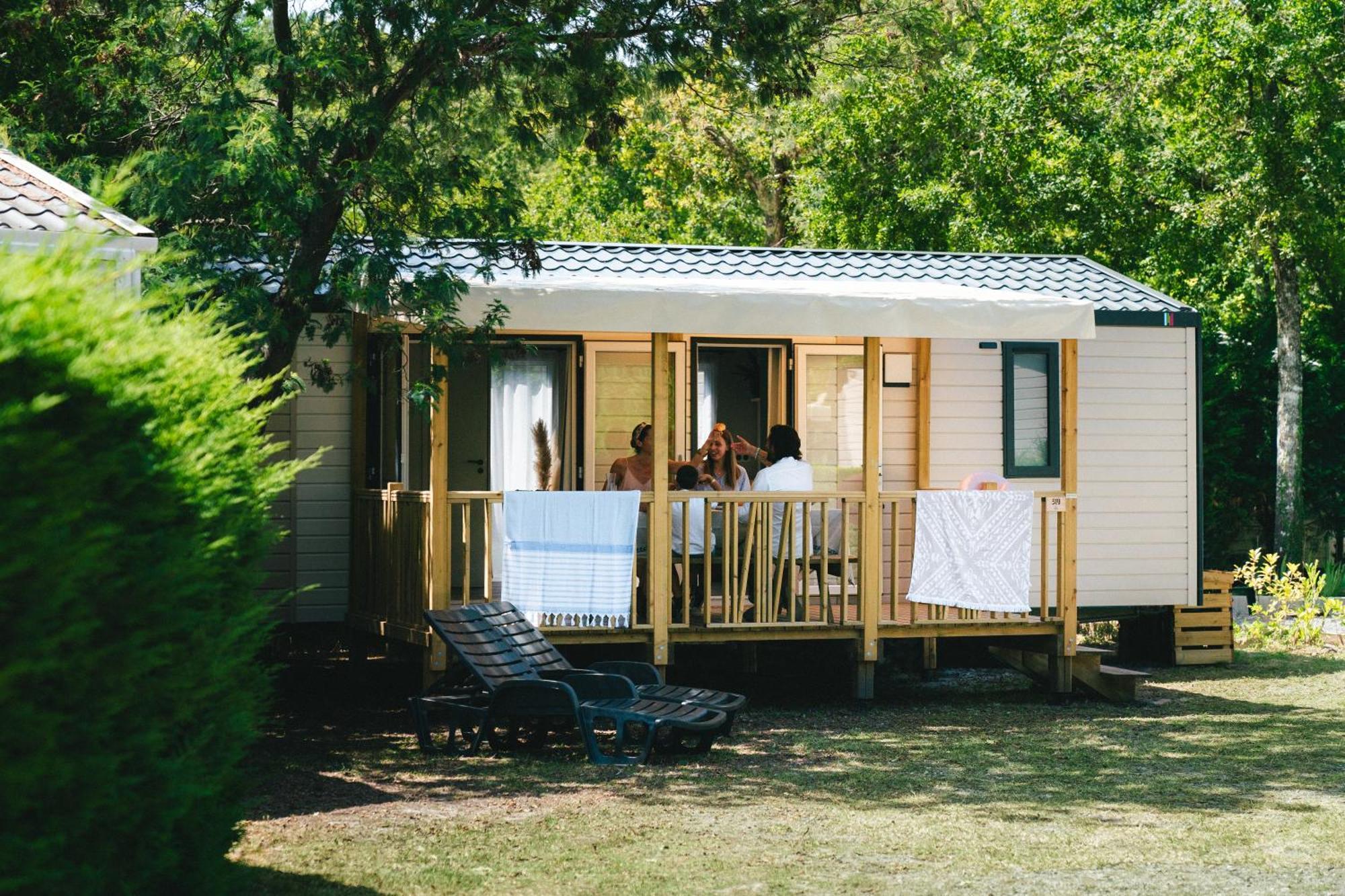 Camping Lou Broustaricq 桑吉内 客房 照片